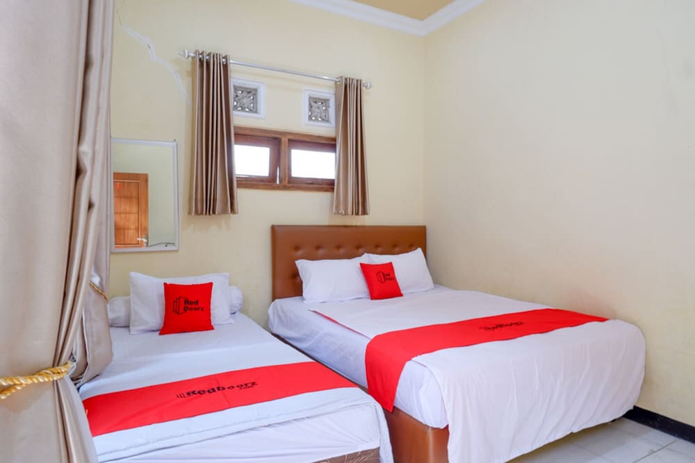 RedDoorz near Desa Wisata Tambi Dieng 20/32