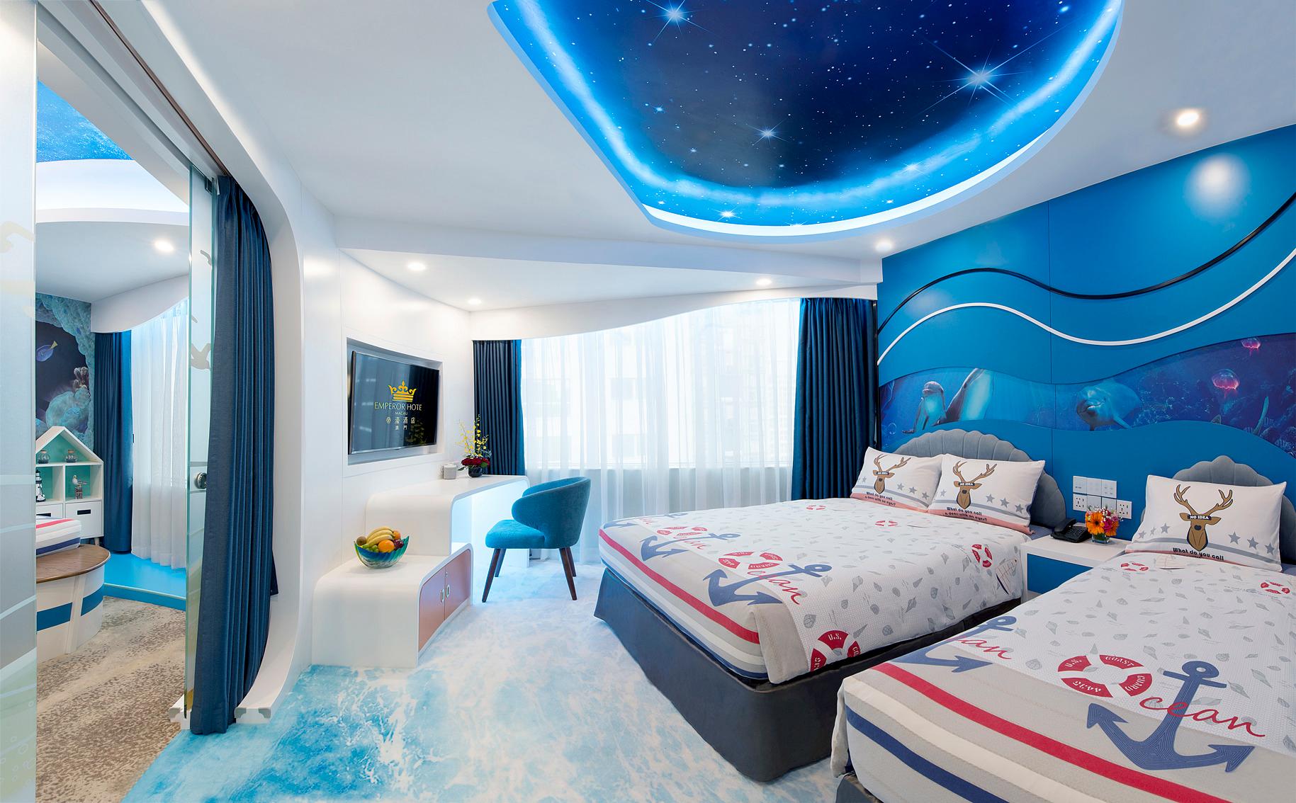 Theme, Family Suite, Ocean