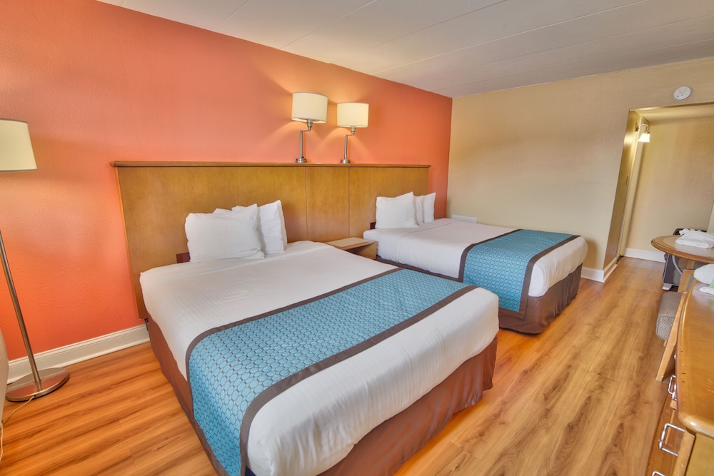 Sandpiper Inn 18/48