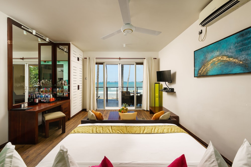 Coco Bay Unawatuna 9/50