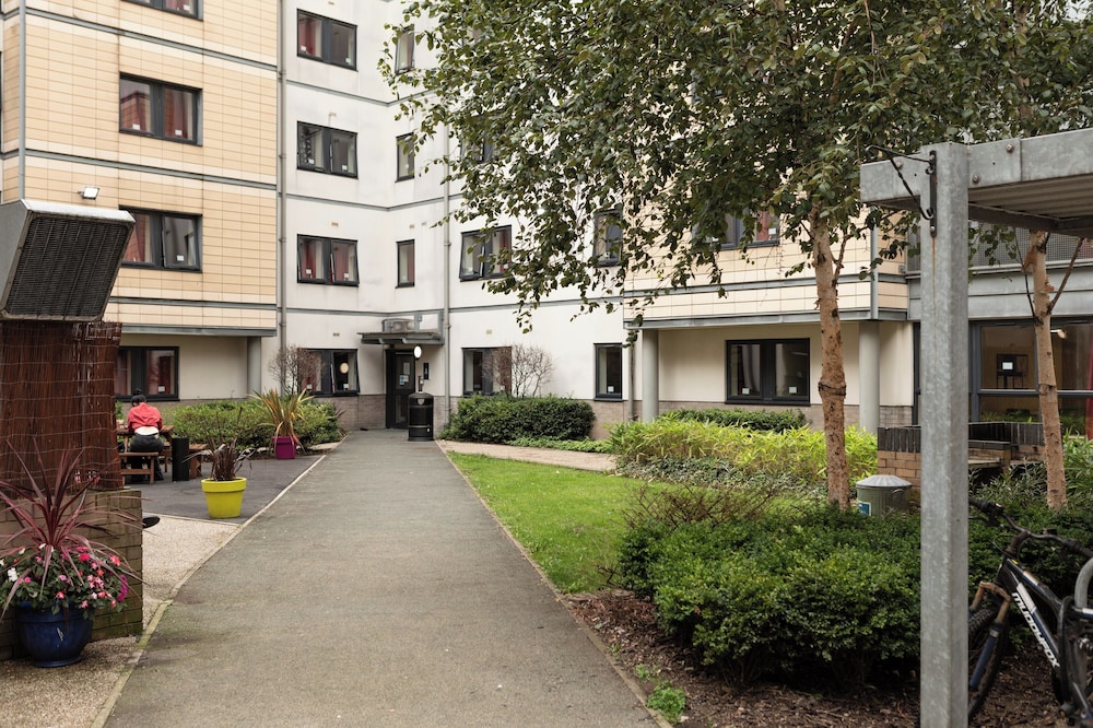 Albert Court Campus Accommodation 14/15