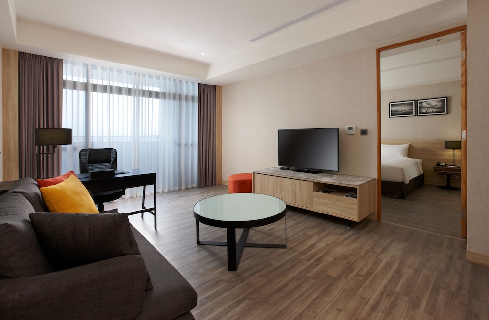 The HO Hotel 47/60