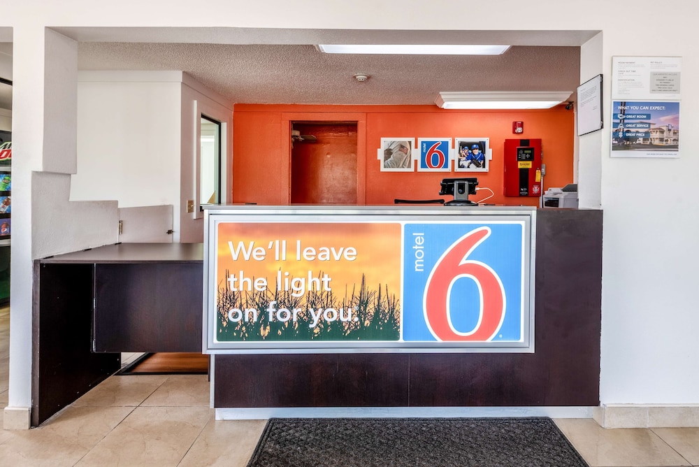 Motel6 Mansfield, OH 8/37