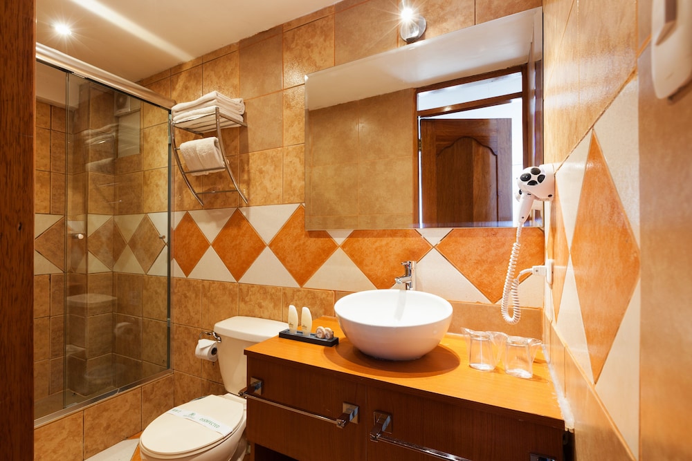Inti Punku Machu Picchu Hotel And Suites 66/68