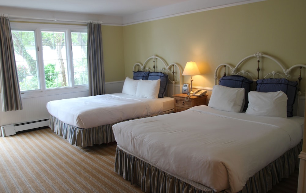 Outlook Inn On Orcas Island 22/68