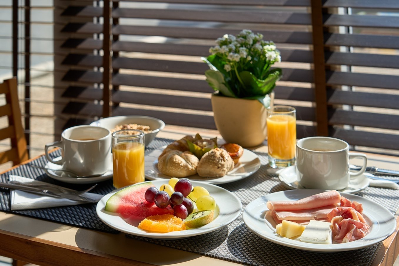 Portus Cale Hotel 37/47