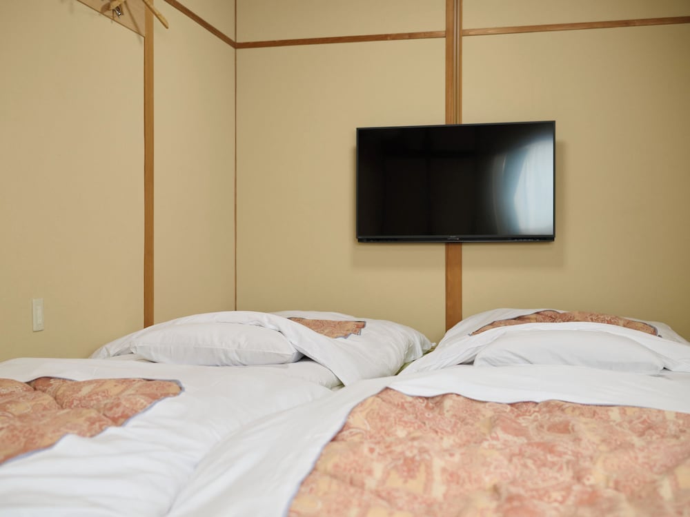 Okasan Hotel 47/58