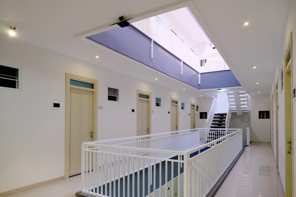 OYO 1665 Aurila Homestay Syariah 8/39