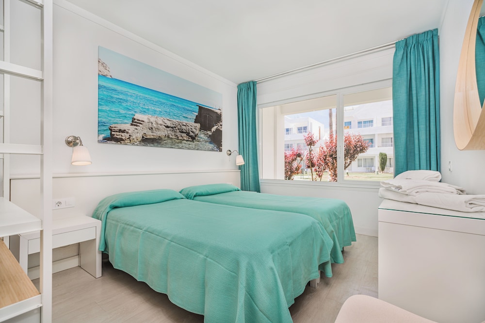 2 BEDROOMS, APARTMENT