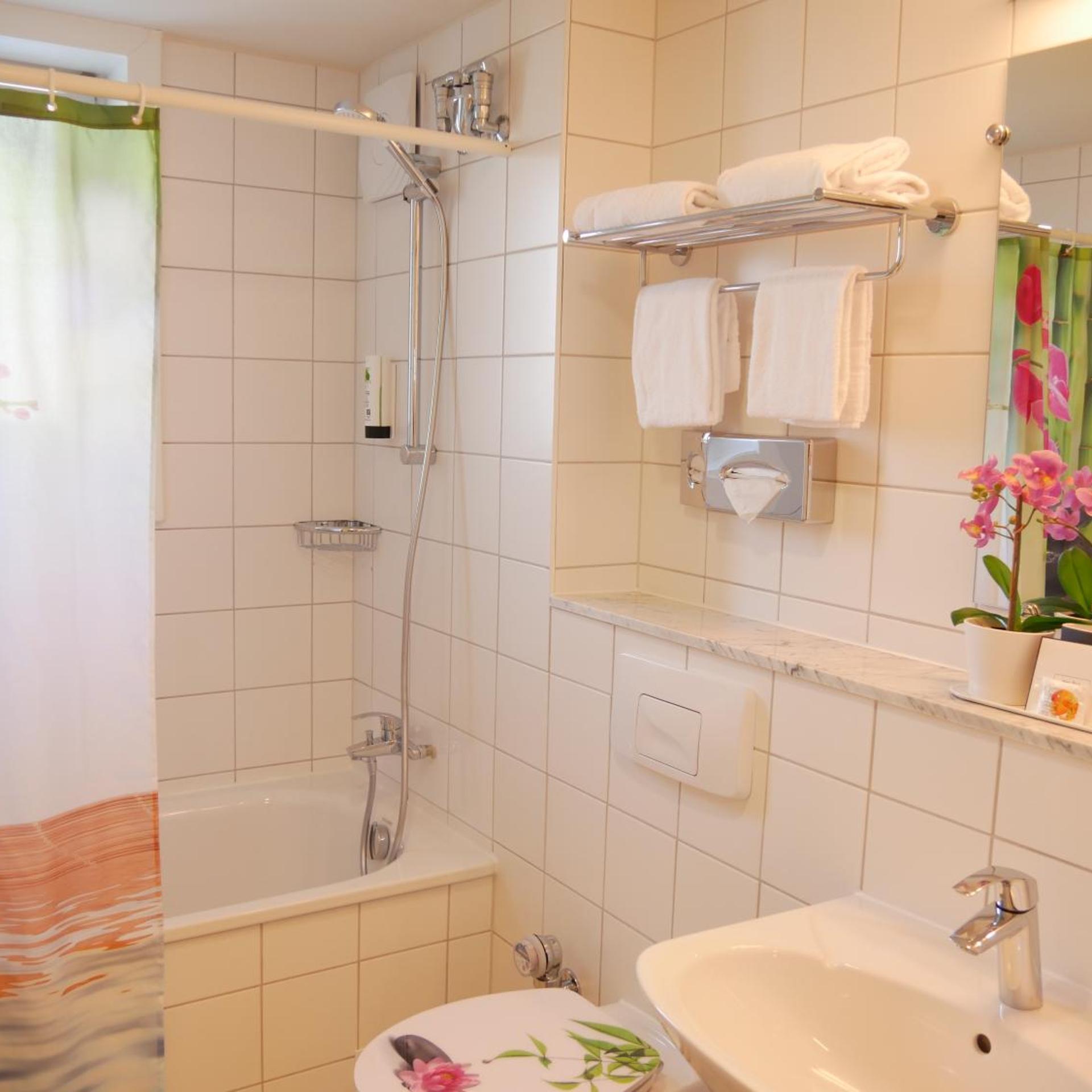Parkhotel Marzahn 49/50