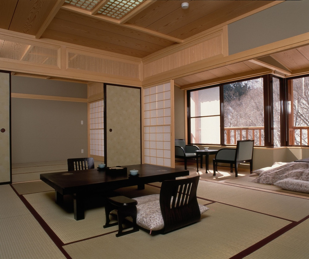 Kinseikan Seseragi 30/50