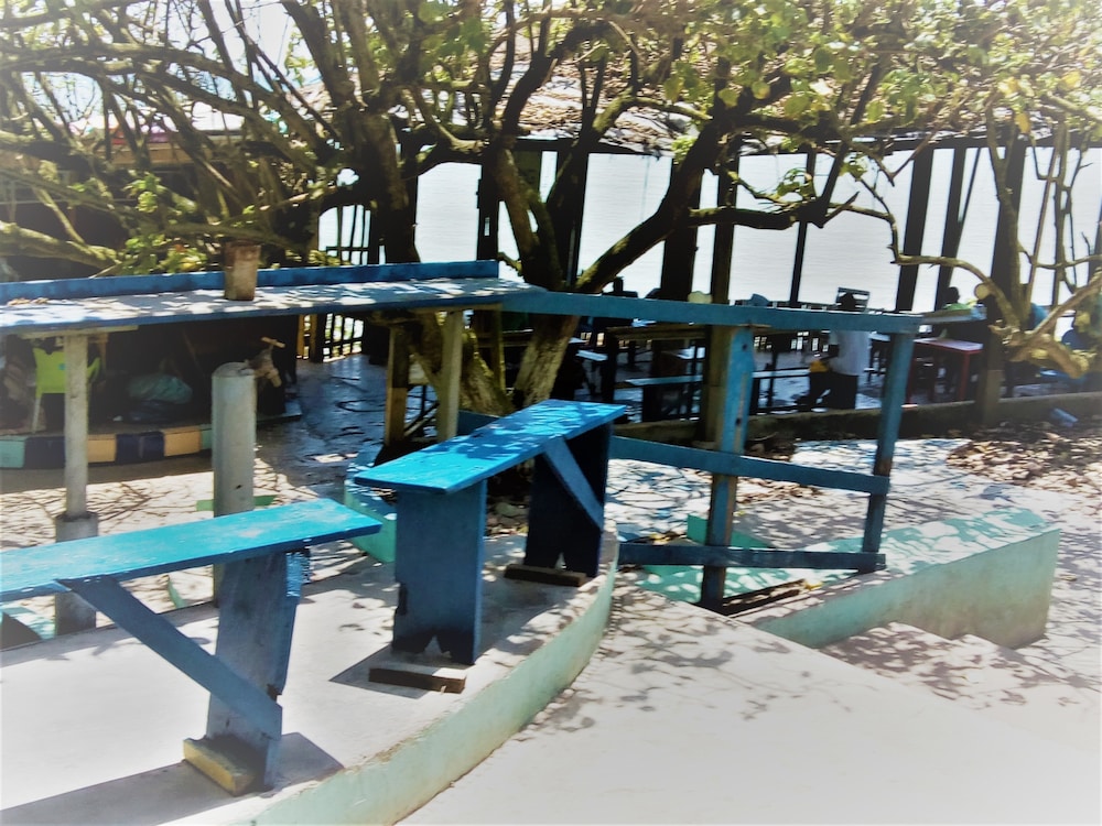 Rising Phoenix Magic Beach Resort 16/32