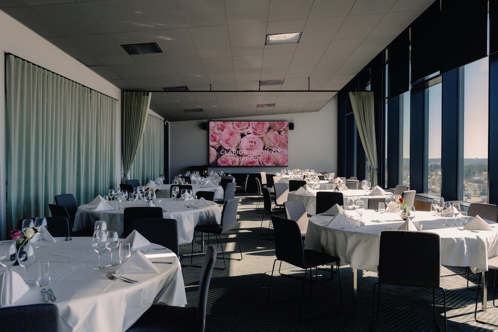 Clarion Hotel Helsinki Airport 54/65
