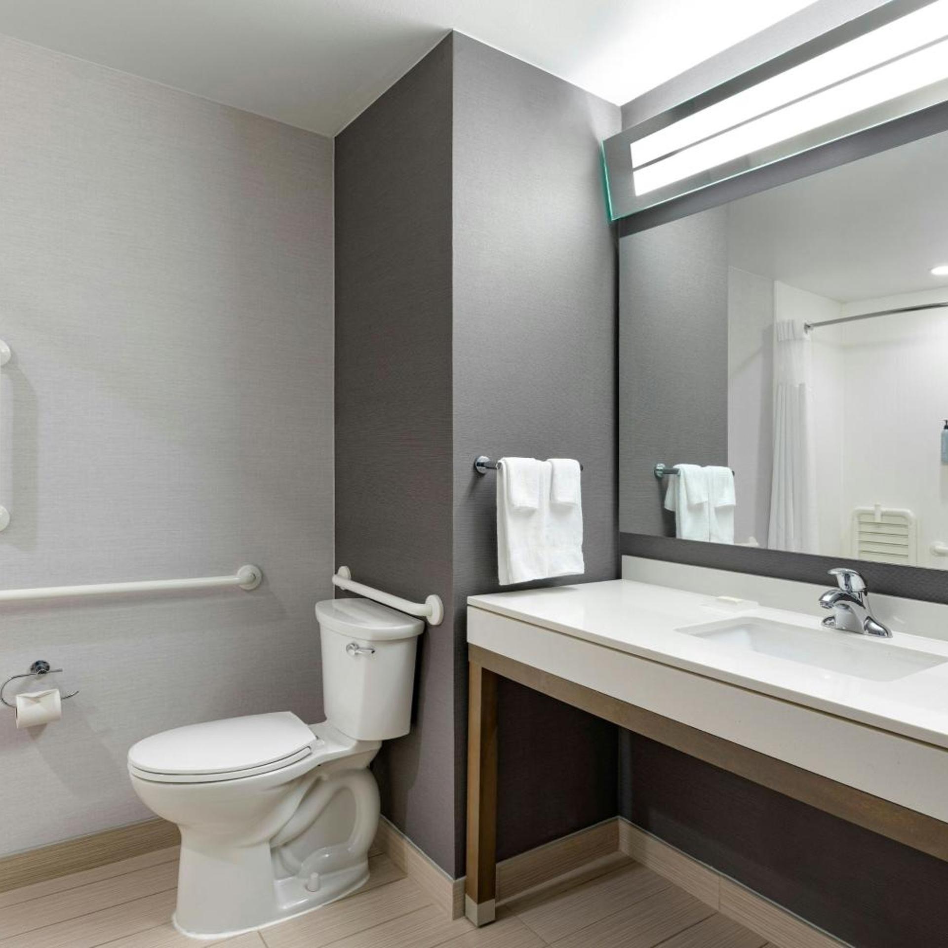 استوديو كبير بسريرين كوين مع أريكة، COURTYARD ST. LOUIS ST. PETERS 5/6