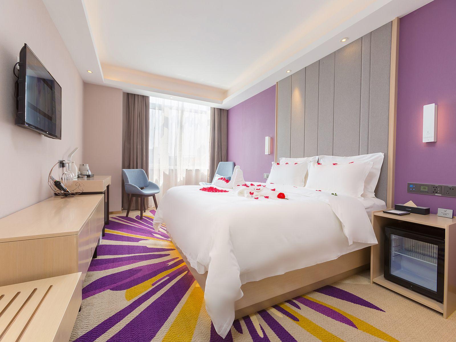 Lavande Hotel 16/42
