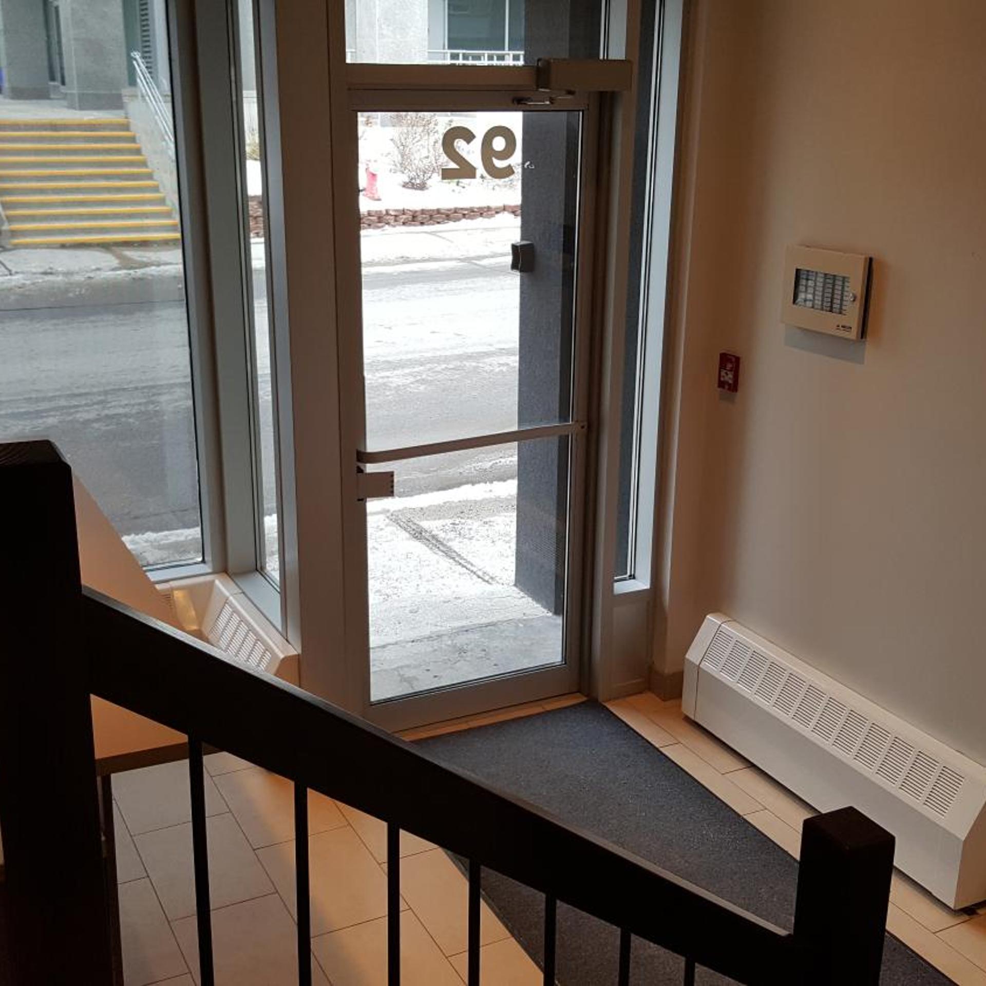 Duvernay Studios And Suites 27/41