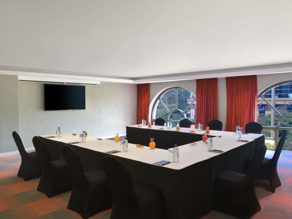 Pullman Nairobi Upper Hill 43/49
