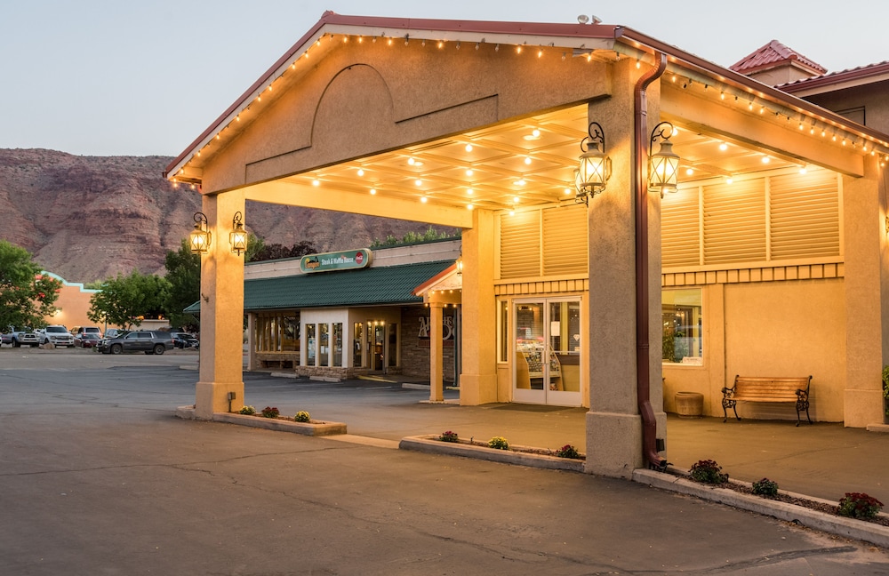 Hotel Moab Downtown 7/57