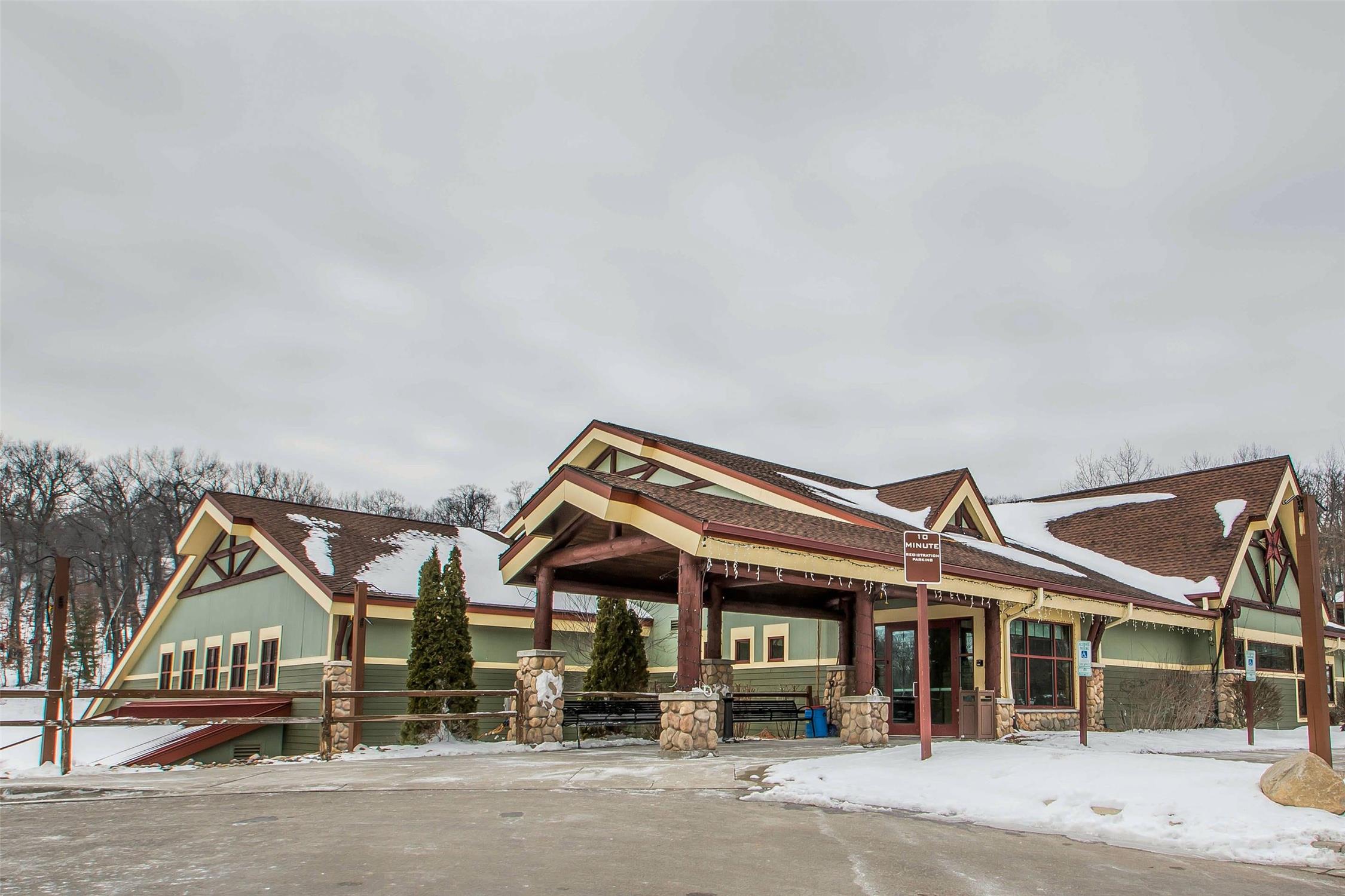 Bluegreen Vacations Christmas Mountain Village, an Ascend Collection Resort 3/19