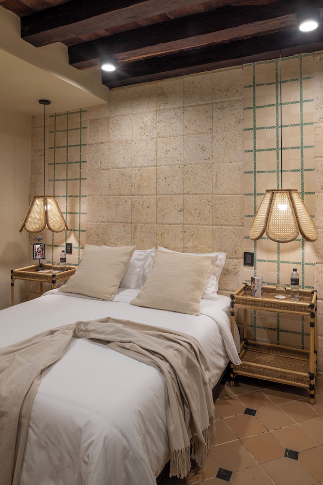 Privado Selfservice Boutique Rooms 20/46