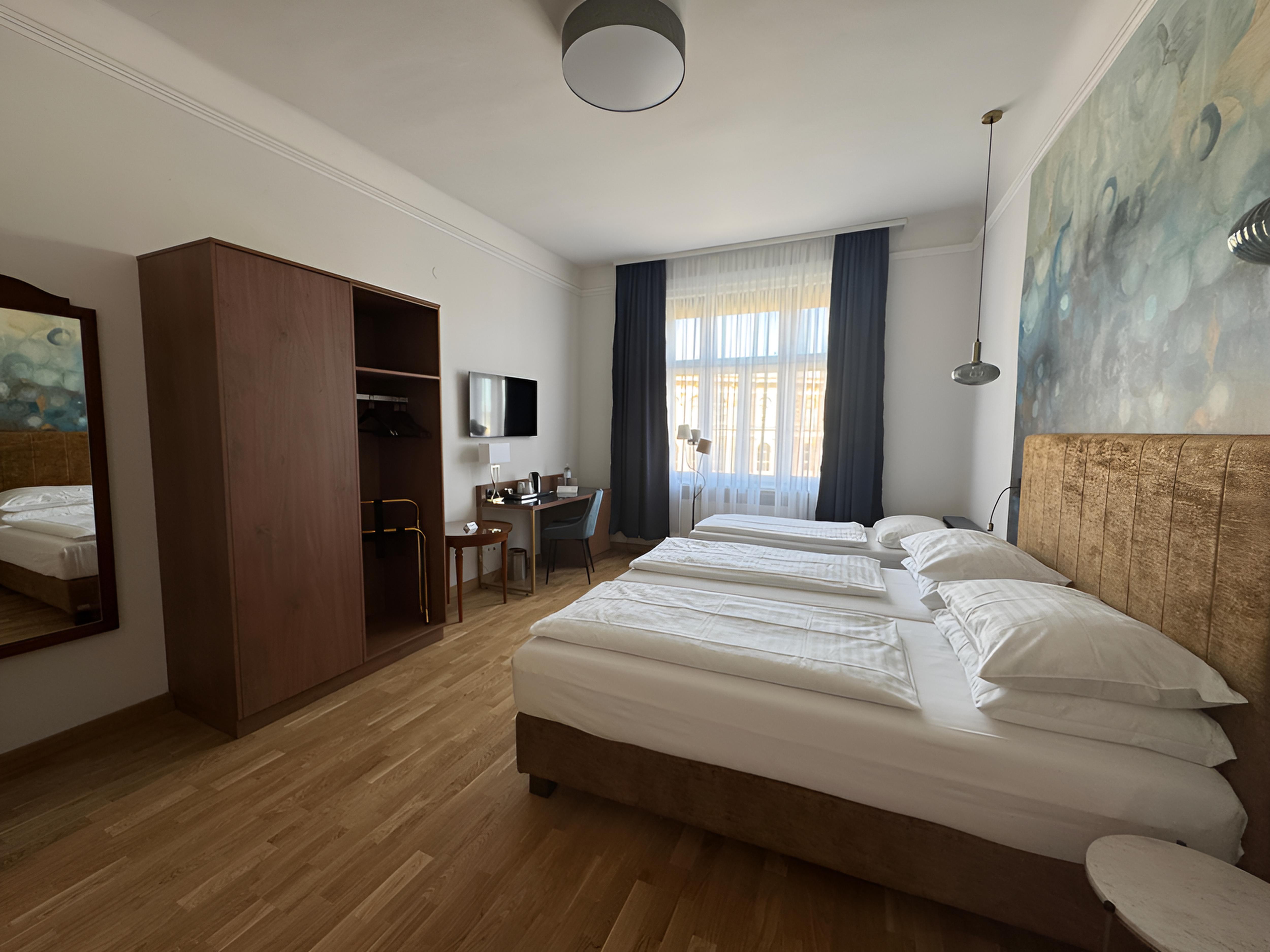 غرفة عائلية، Hotel Secession an der Oper 3/8