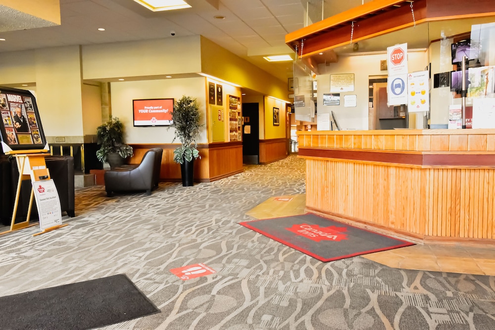 Canad Inns Destination Centre Windsor Park 9/51