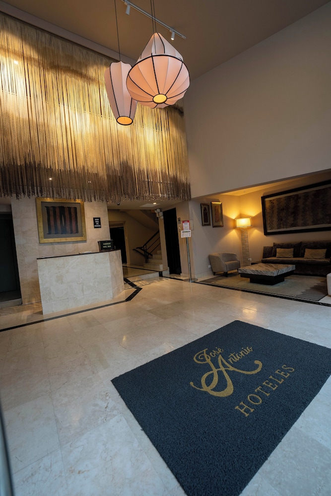 Hotel Jose Antonio Executive 28/46