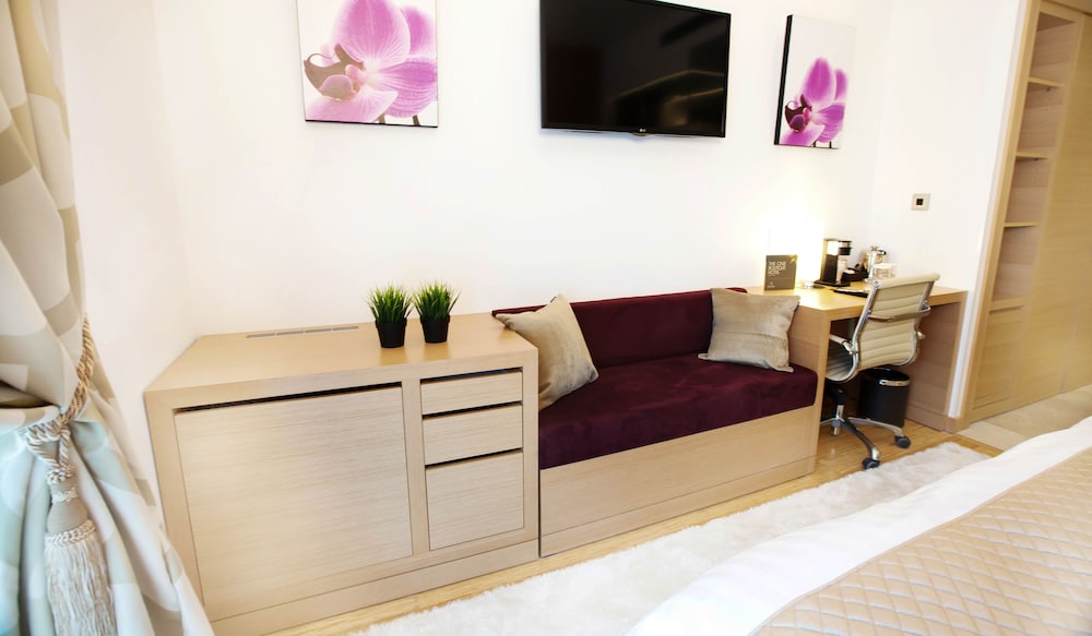 The One Boutique Hotel 56/65