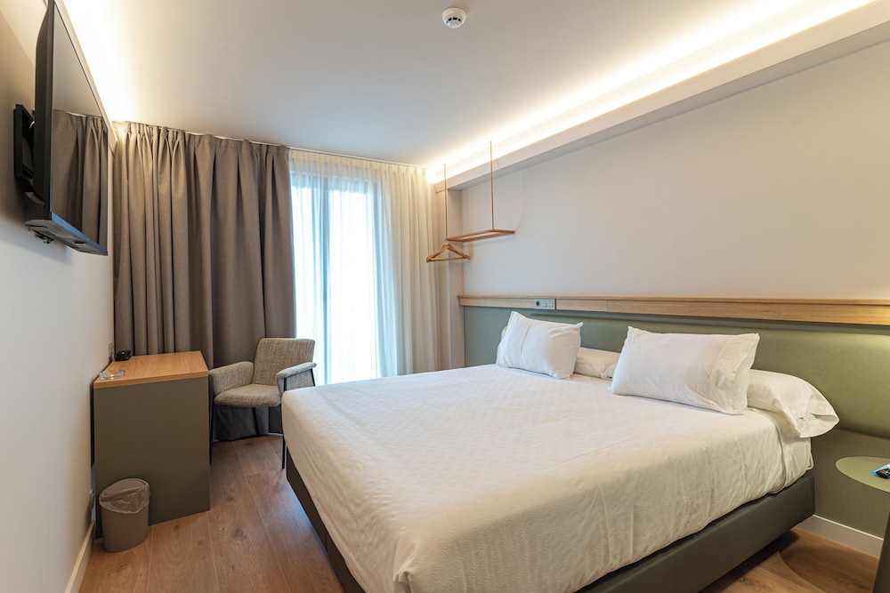 Hotel Los Pasiegos 23/62