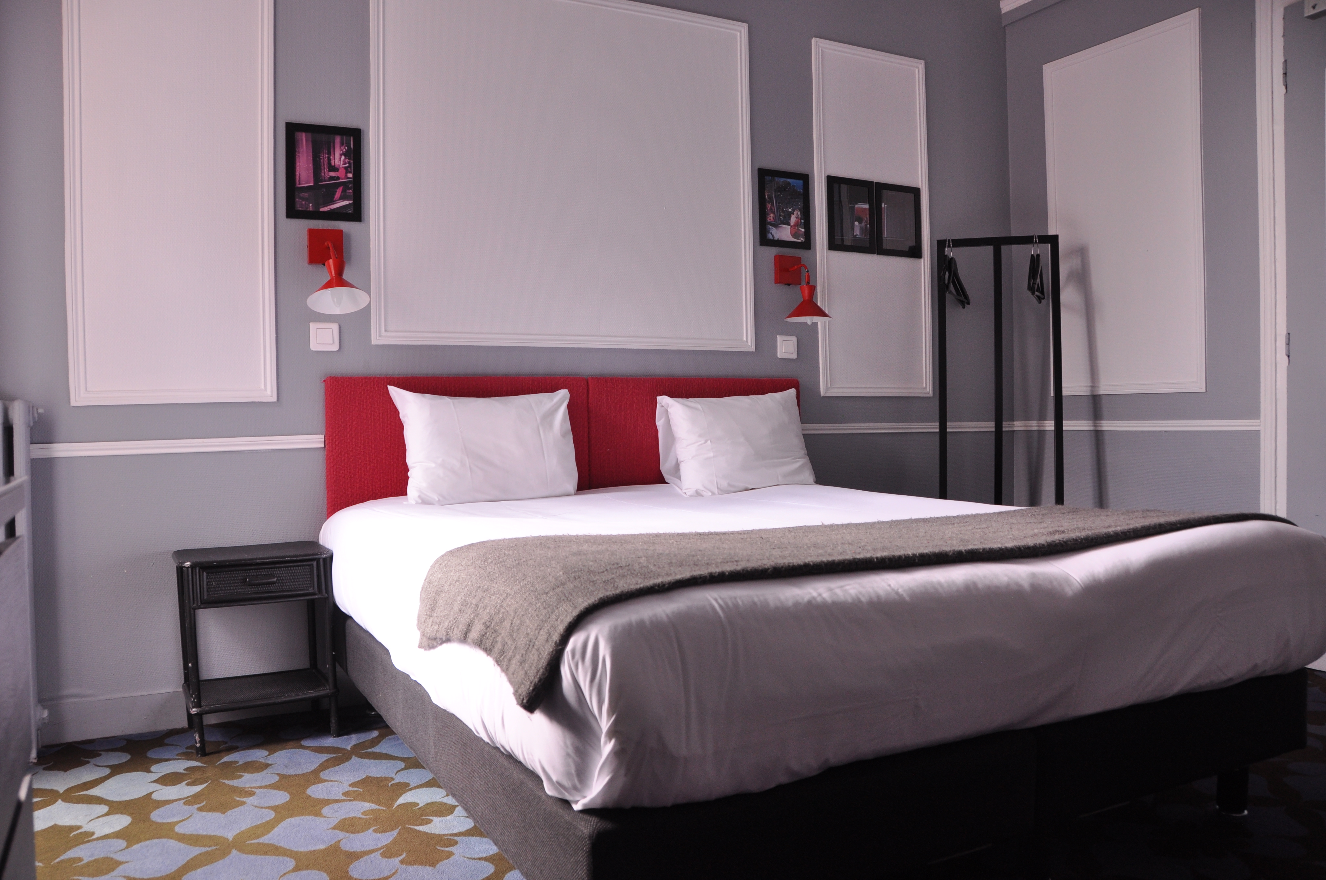 STANDARD, DOUBLE BED