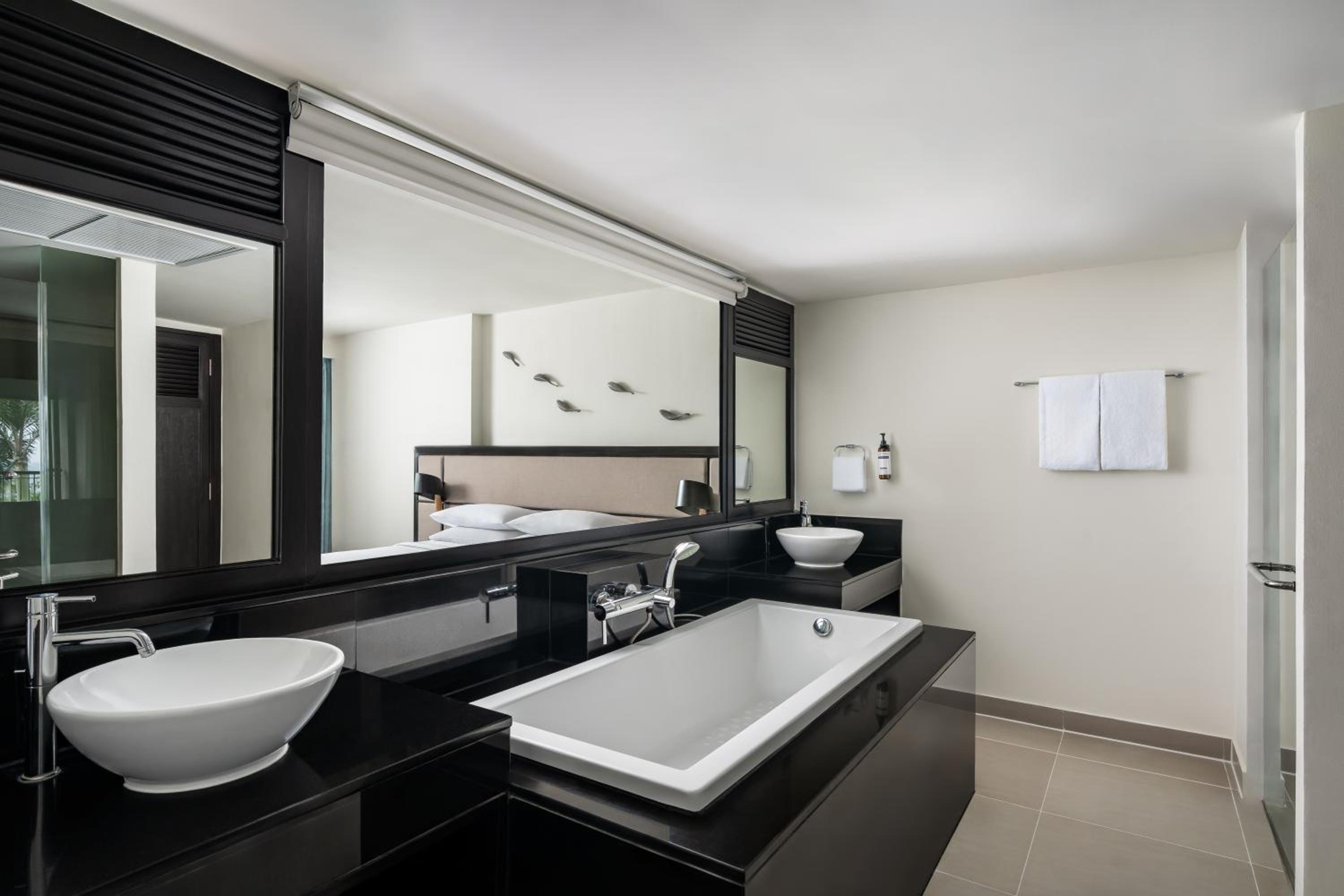 جناح بسرير كينج وسريرين منفصلين بغرفتي نوم، Hyatt Regency Phuket Resort 3/3