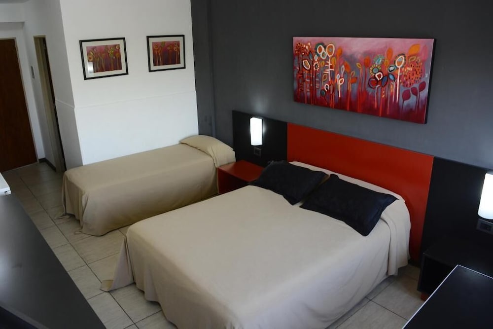 Apart Hotel Alvear 5/23