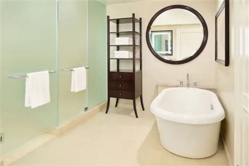 2 Bedrooms, Deluxe, Suite, Golf Course View, Accessible