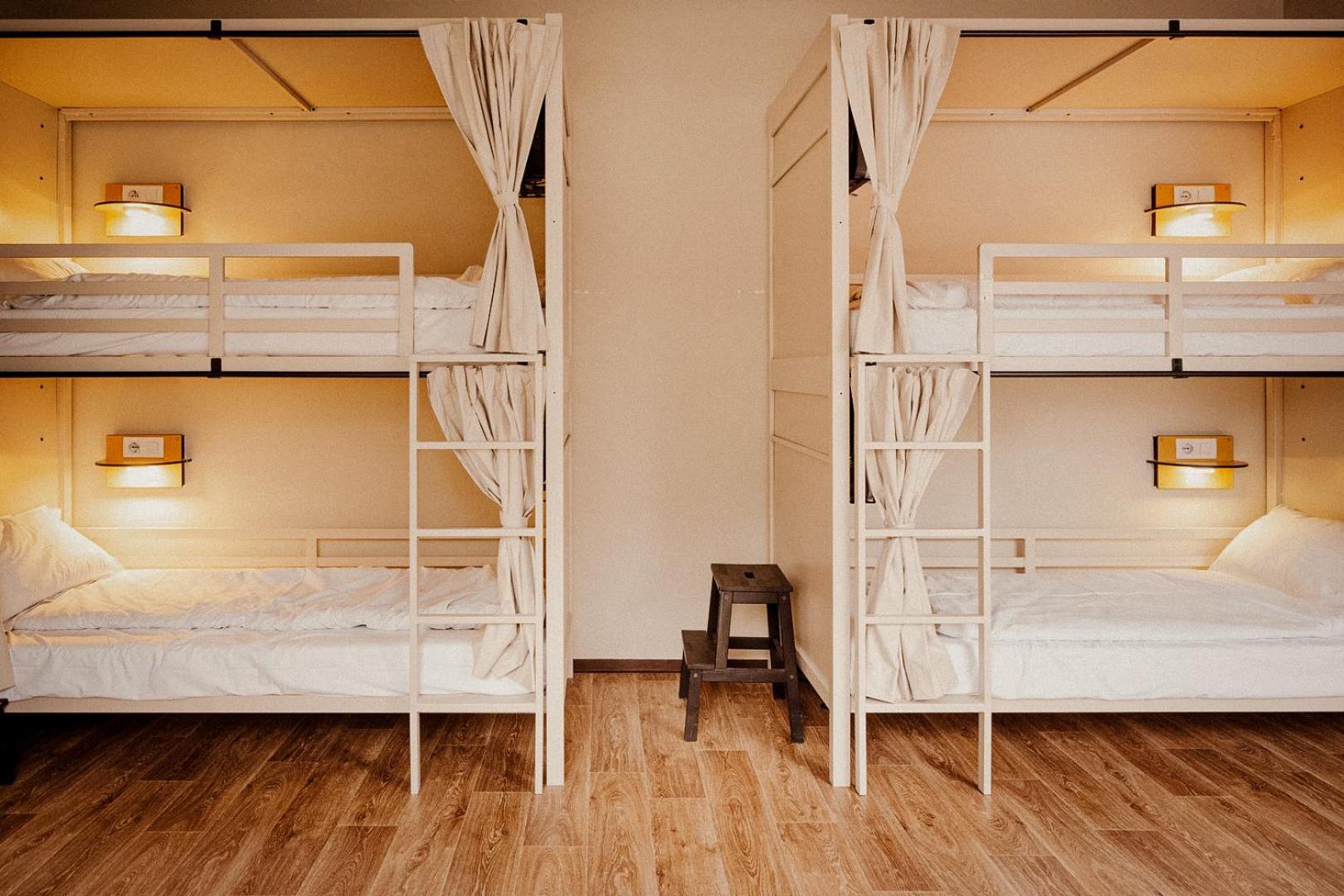 Mixed Dorm, Social, 4 Beds