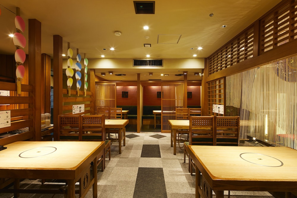 Ginza Grand Hotel 60/67