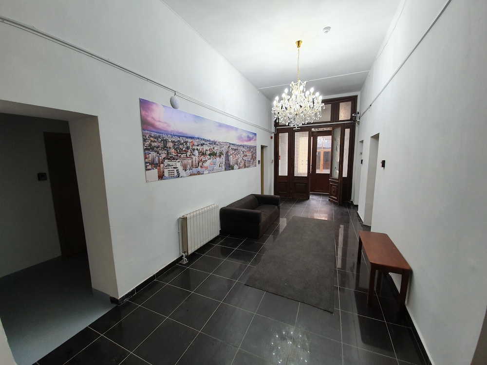 X Hostel Bucharest 6/44