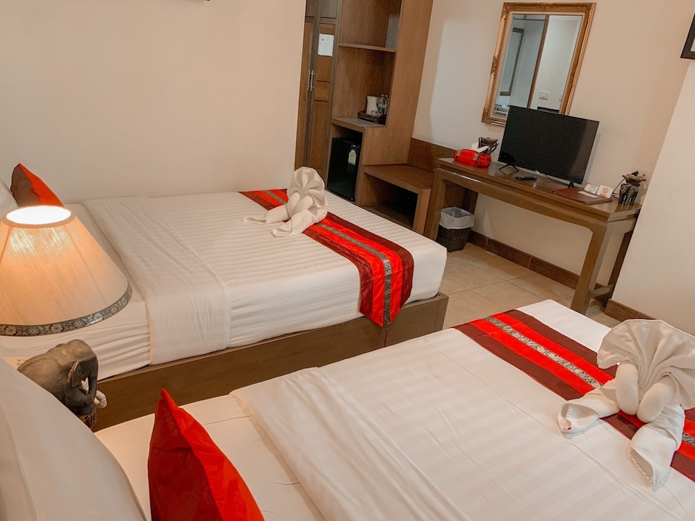 Aiyaree Place Hotel 31/75