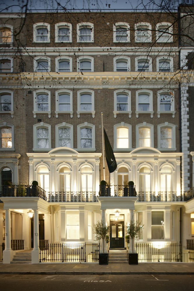 Claverley Court photo1