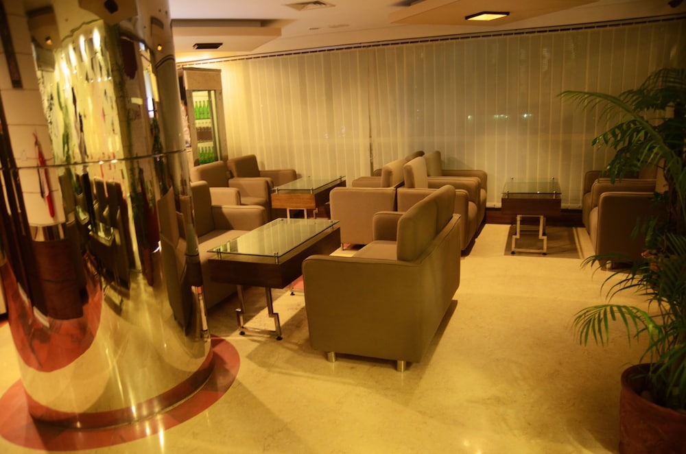 HOTEL 71 48/71