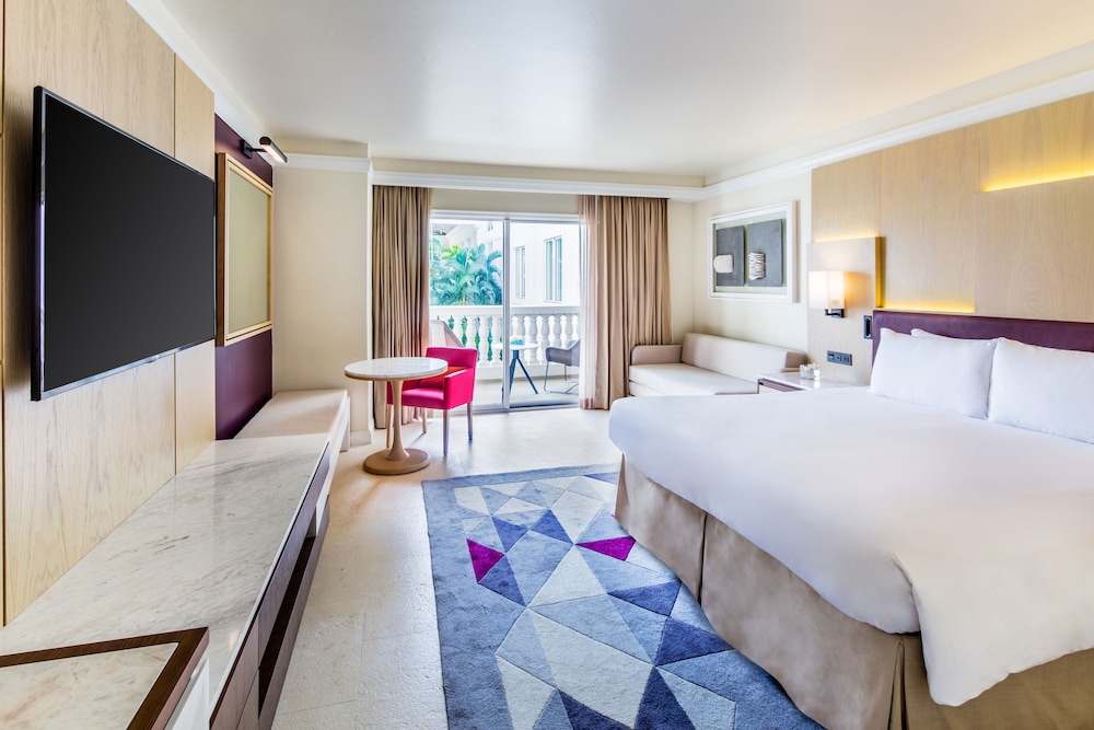 ROOM, KING BED, OCEAN VIEW