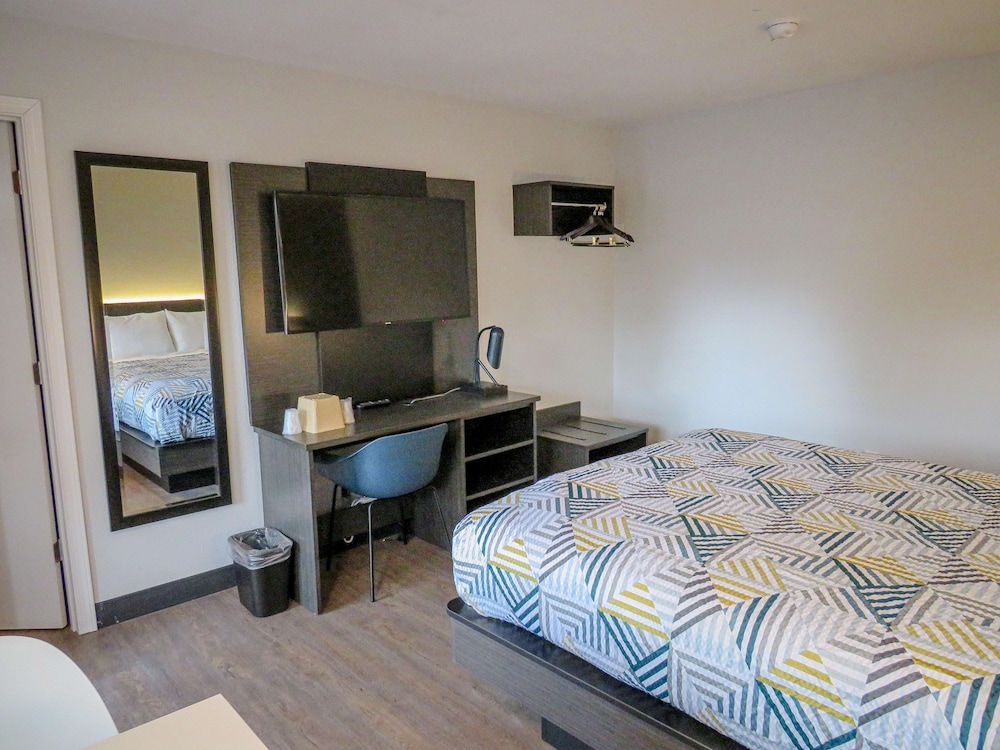 Motel6 Tigard, OR - Portland Southwest 16/35