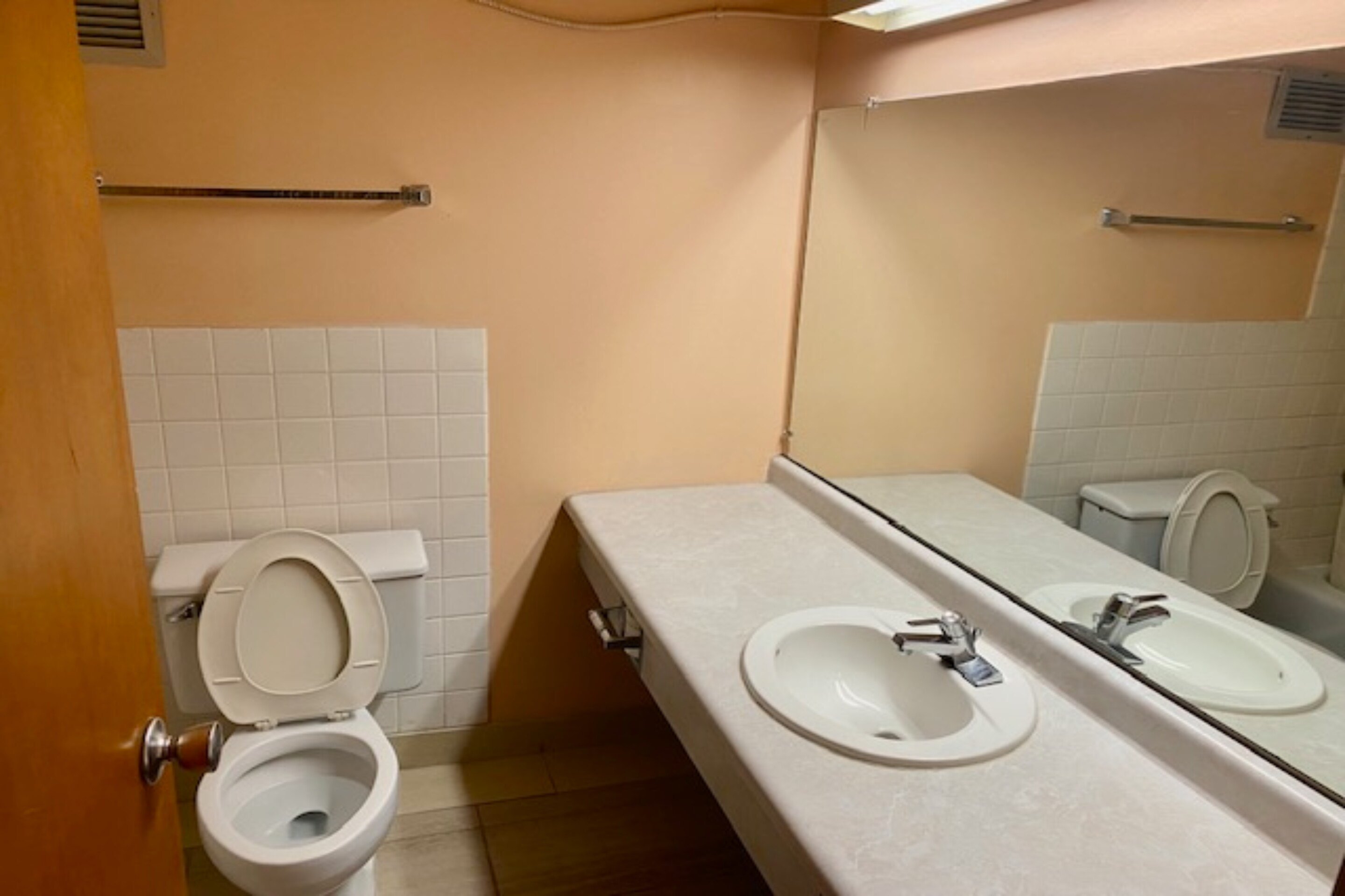 Red Carpet Inn & Suites Lima 63/64