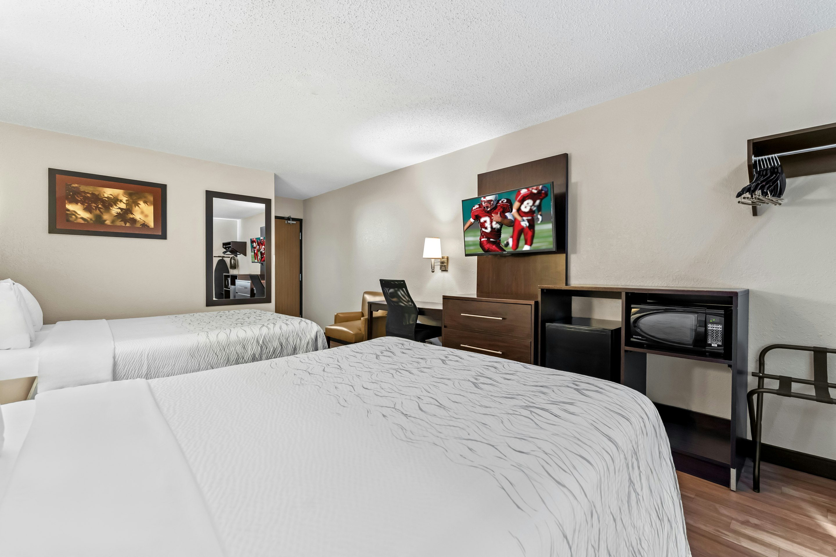 Deluxe, 2 Queen Beds, Red Roof Plus Suites Malone 2/8
