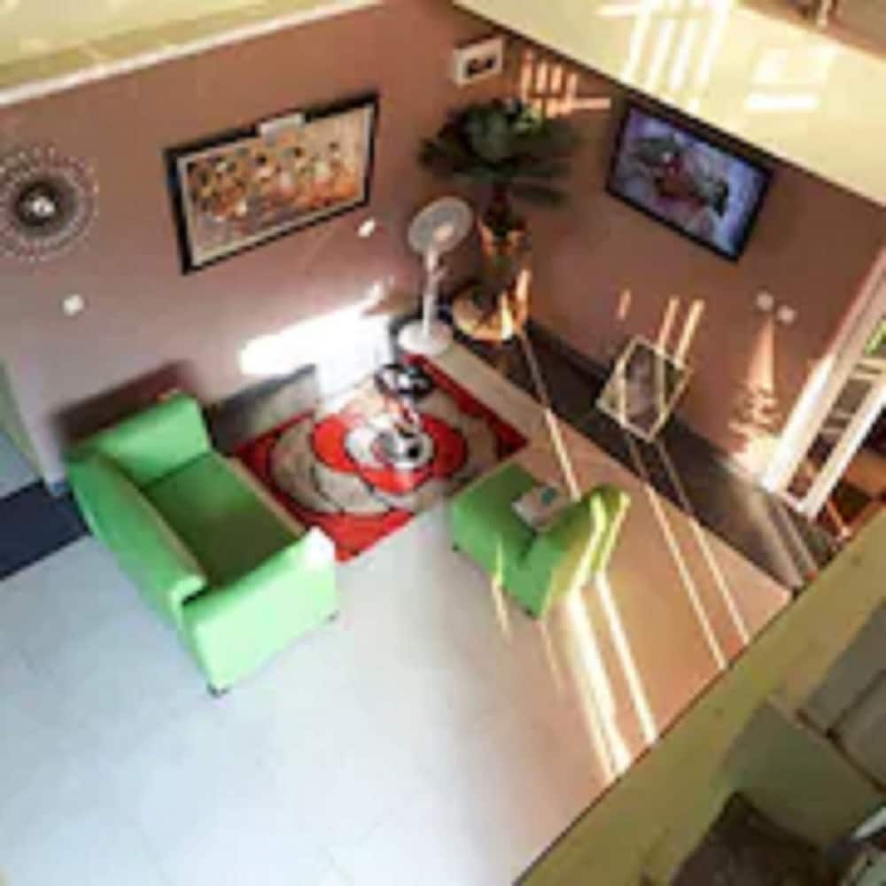 Ghatview Hotel 22/33