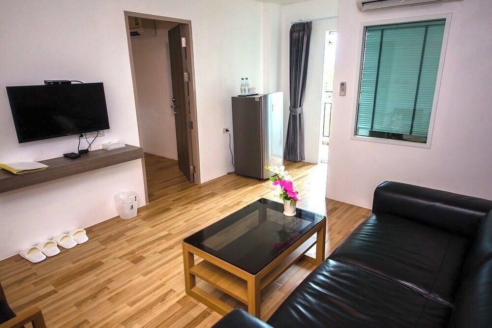 Trat City Hotel 47/56