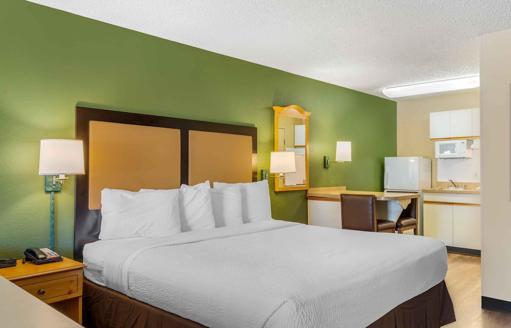 Extended Stay America Suites Portland Beaverton 28/62