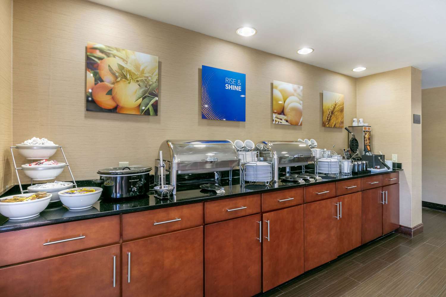 Comfort Suites Forrest City 10/44