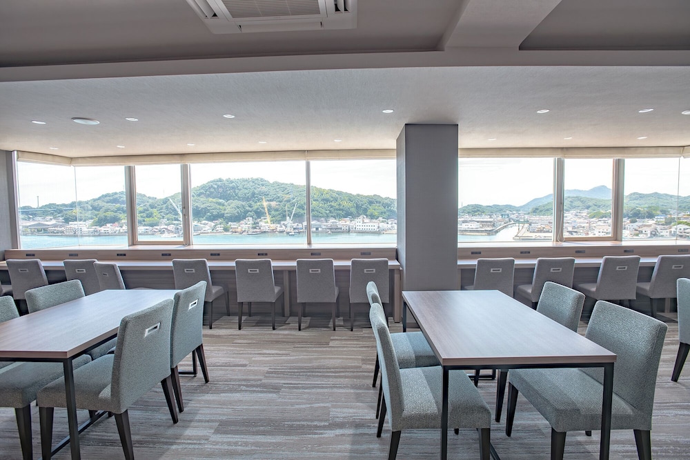 Onomichi Royal Hotel 55/62