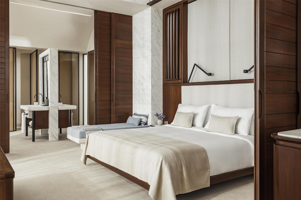Cliff, Panoramic, Villa, King Bed, Sea View