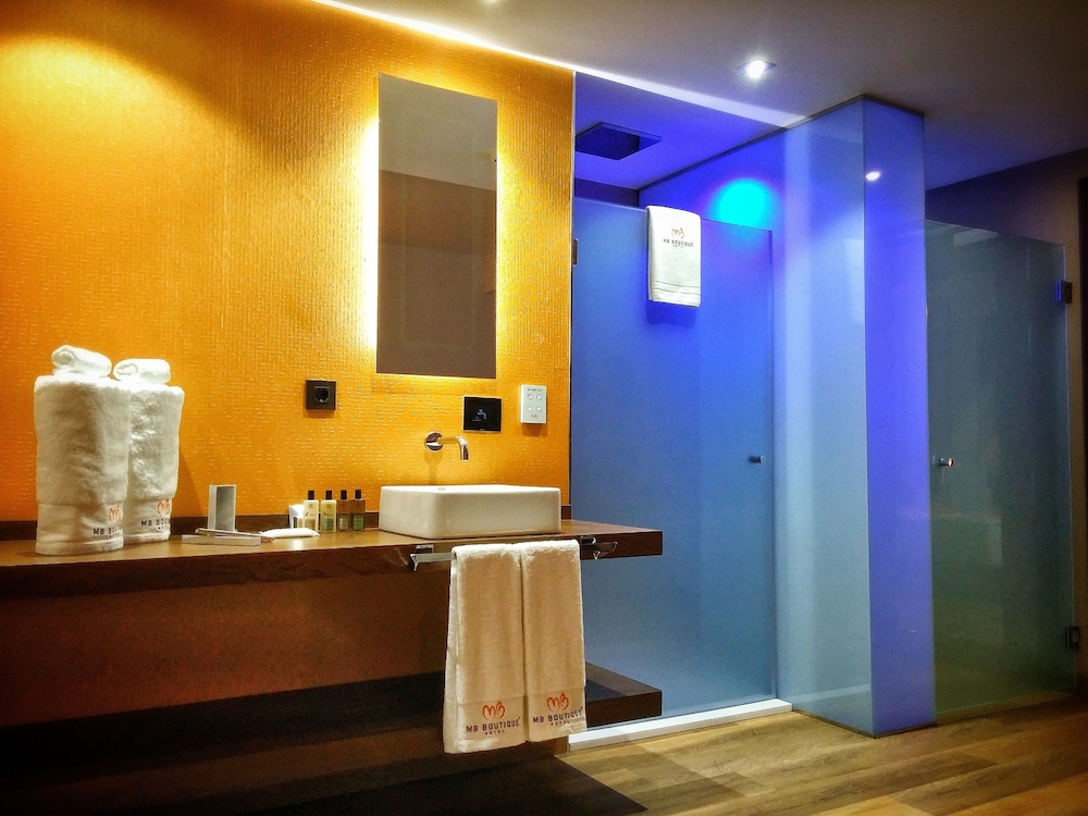MB BOUTIQUE HOTEL 8/50